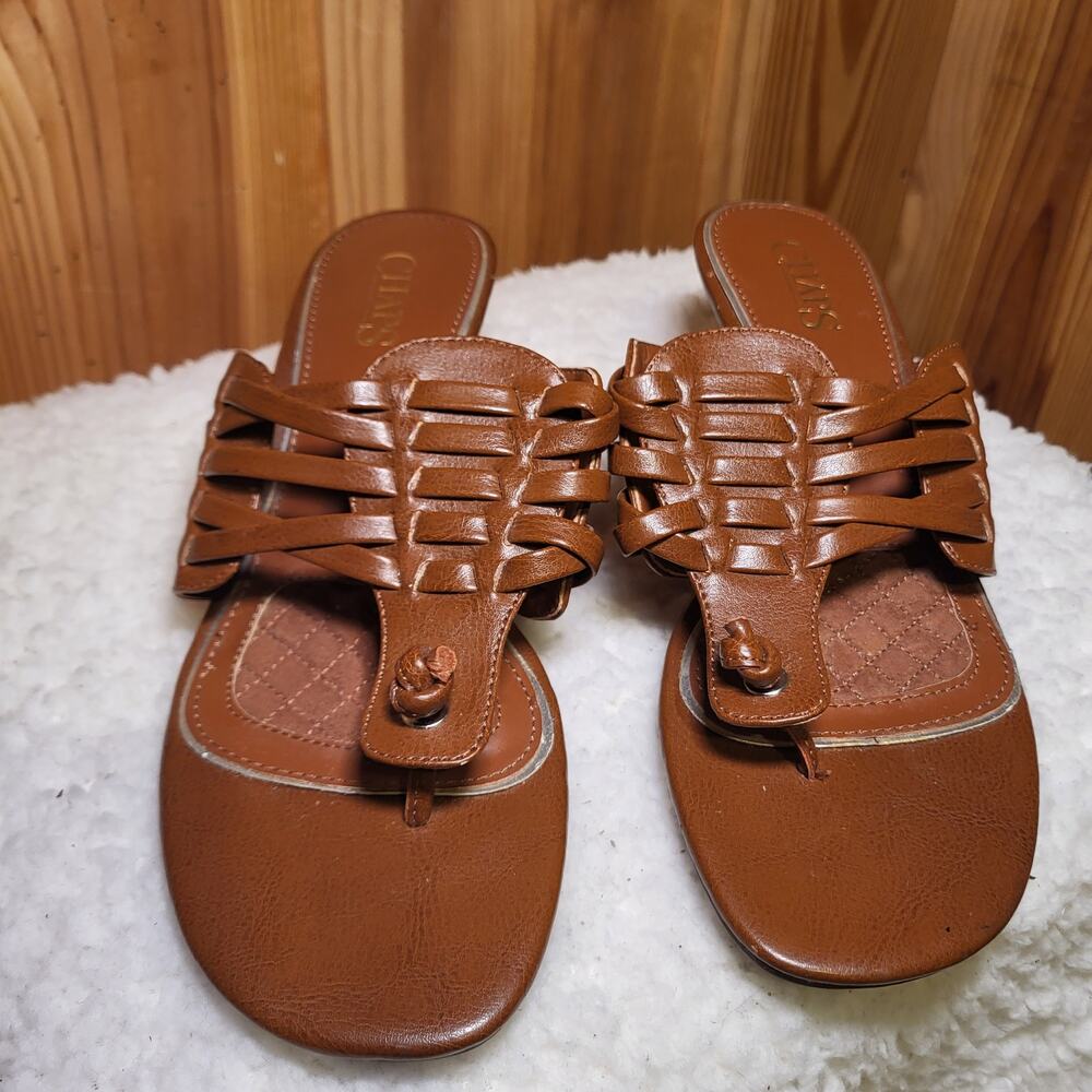 Chaps brown sandals, Size 7.5, small kitten heel, Olivia style
